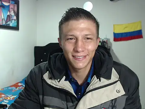 Stiiveen777 online show from 07-12-26, 08:27