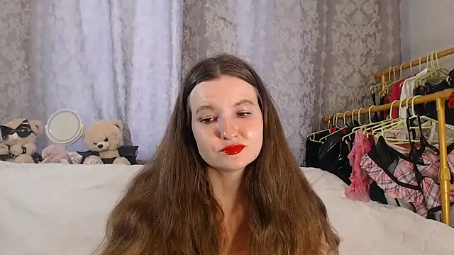 ChloeBrooklyn online show from 07-01-26, 12:07