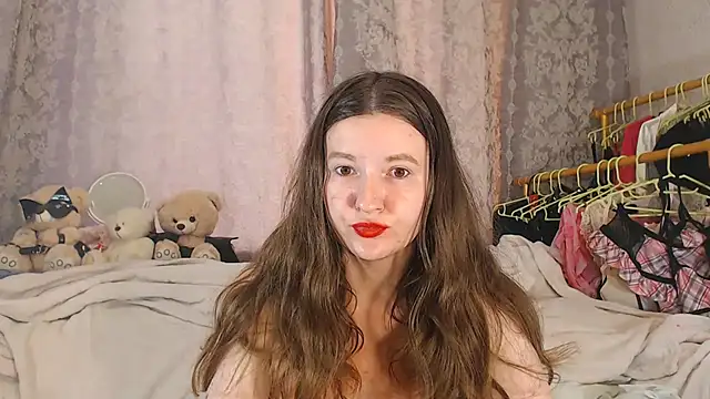 ChloeBrooklyn online show from 07-13-26, 11:29