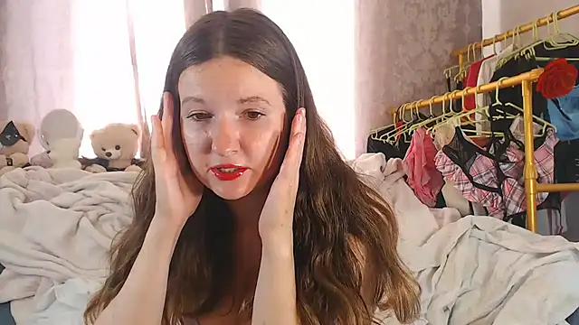ChloeBrooklyn online show from 07-15-26, 01:44