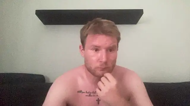 Snapshot of DENNIS96WB chatting on 06-17-26, 05:03 DENNIS96WB online show from 06-17-26, 05:03