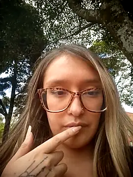 karla-giraldo1 online show from 07-21-26, 04:42