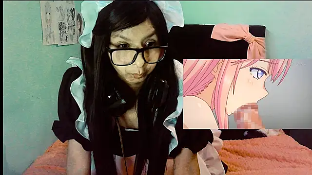 Snapshot of Waifuverse chatting on 07-04-26, 08:37 Waifuverse online show from 07-04-26, 08:37