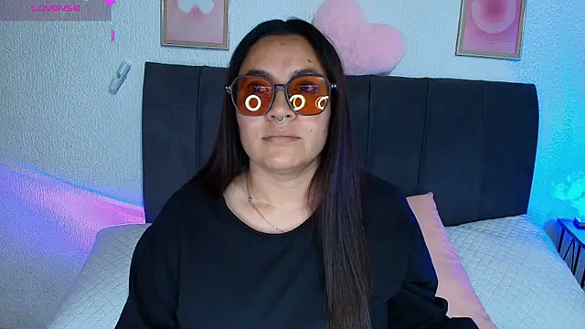 samm curvy online show from 07-02-26, 11:22