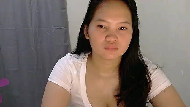 Fhwilloughbyxx online show from 06-26-26, 06:23