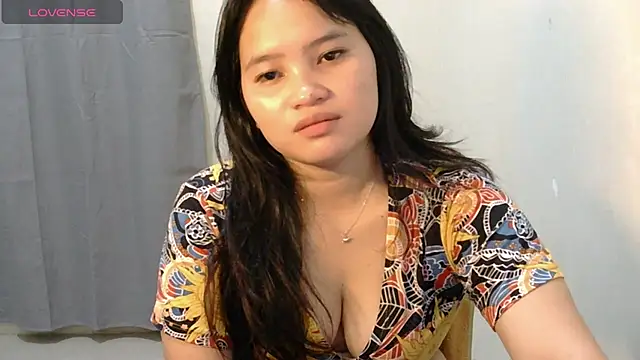 Fhwilloughbyxx online show from 07-05-26, 12:23