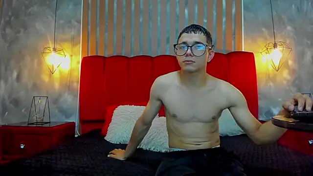 ZoeANDAlex  online show from 06-27-26, 12:55