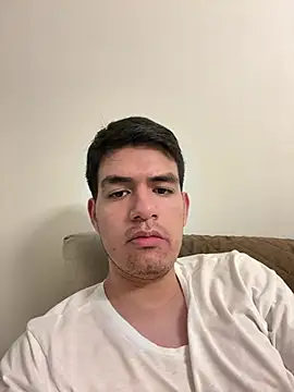 Snapshot of FernanHot69 chatting on 07-17-26, 03:02 FernanHot69 online show from 07-17-26, 03:02