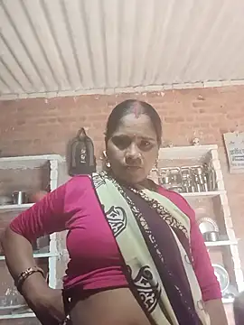Snapshot of Hot_shiri chatting on 07-07-26, 04:59 Hot shiri online show from 07-07-26, 04:59