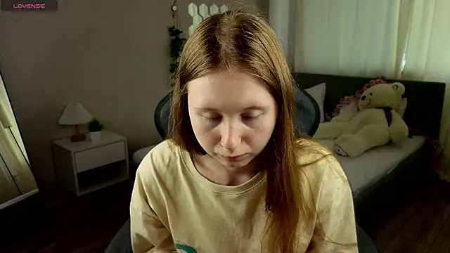 LiliTiny online show from 07-08-26, 01:10
