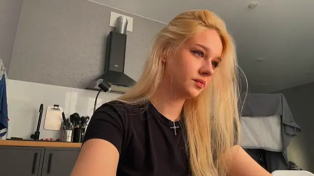 MichelleMargiela online show from 08-08-26, 12:46