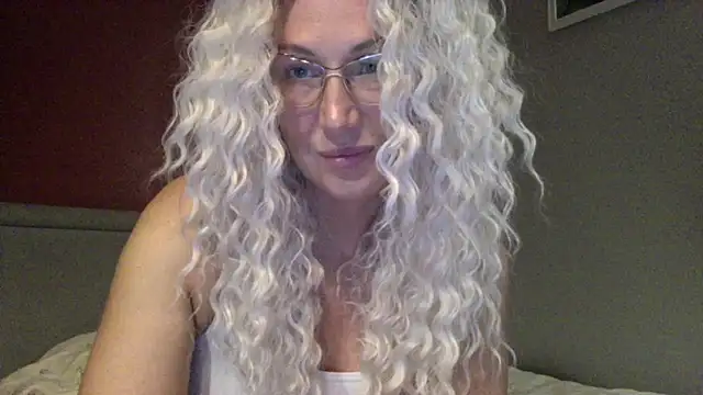 Snapshot of Solenyavo chatting on 07-10-26, 08:33 Solenyavo online show from 07-10-26, 08:33