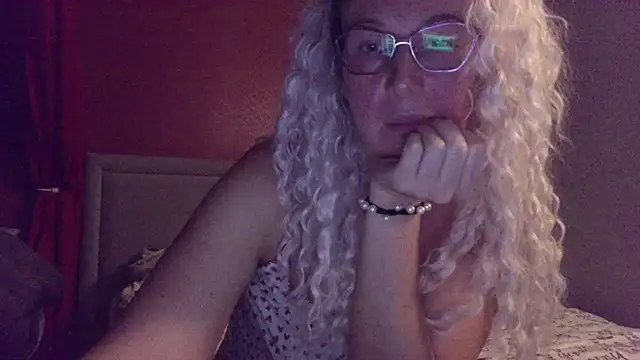 Snapshot of Solenyavo chatting on 08-08-26, 10:12 Solenyavo online show from 08-08-26, 10:12