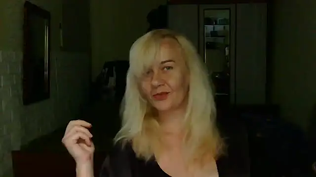 Ravelynni online show from 07-12-26, 01:57