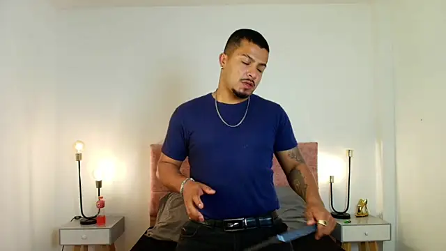 BrunoSilva  online show from 06-25-26, 11:48