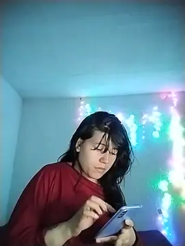 Snapshot of Kat-Thompson chatting on 07-19-26, 01:20 Kat-Thompson online show from 07-19-26, 01:20
