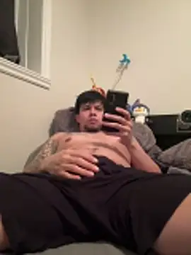 Snapshot of Sualazar chatting on 02-11-26, 12:15 Sualazar online show from 02-11-26, 12:15