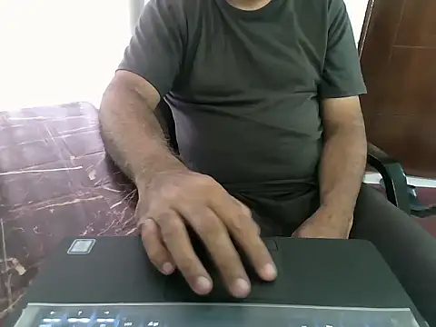 Snapshot of desipapaxx chatting on 07-13-26, 06:16 desipapaxx online show from 07-13-26, 06:16