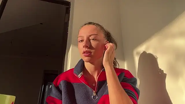 Monicaqte online show from 07-20-26, 04:05