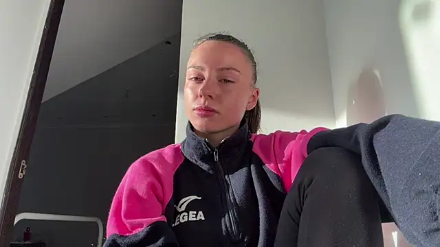 Monicaqte online show from 07-27-26, 04:19