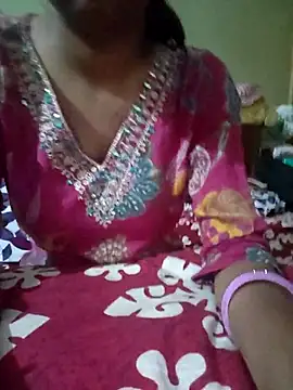 Snapshot of nikku_rao chatting on 06-25-26, 06:29 nikku rao online show from 06-25-26, 06:29