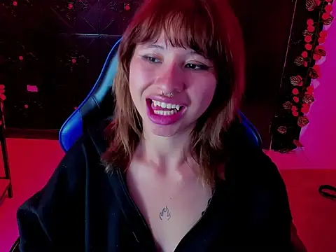 kitty  gang online show from 07-09-26, 01:59
