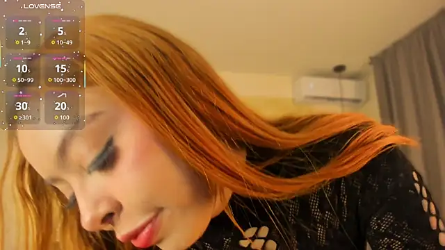 Snapshot of madison_littlee_ chatting on 07-02-26, 11:38 madison littlee online show from 07-02-26, 11:38