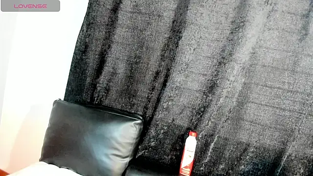 love amor  online show from 04-23-26, 09:39