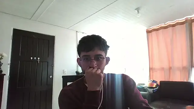 Snapshot of Nubmaster999 chatting on 07-15-26, 04:56 Nubmaster999 online show from 07-15-26, 04:56