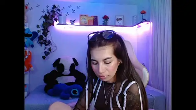 fresita hot  4 online show from 06-26-26, 12:04