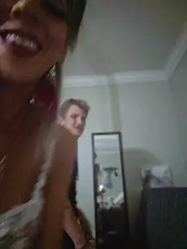 lil jiggly online show from 08-02-26, 04:33