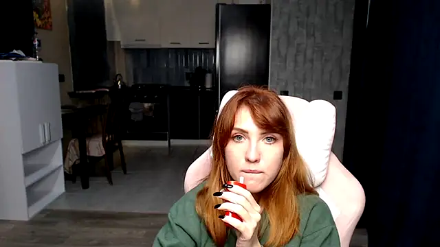 Reginasmilee online show from 10-08-25, 04:15