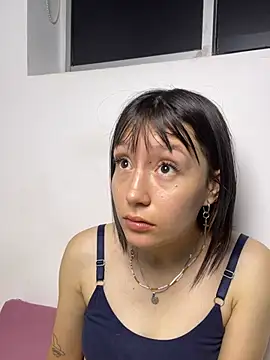 im lizzy17 online show from 07-13-26, 09:01
