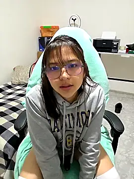 Zoe Lux  online show from 07-07-26, 05:54