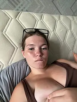 ShevaXLisa online show from 06-26-26, 11:58