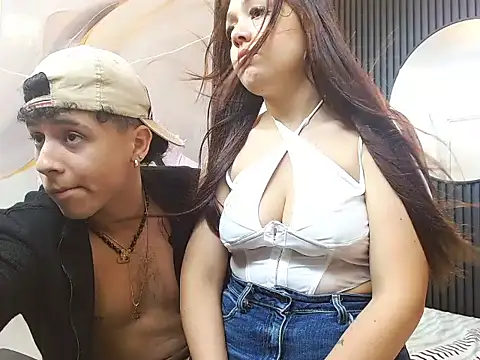 kitty queensex18 online show from 06-24-26, 07:57