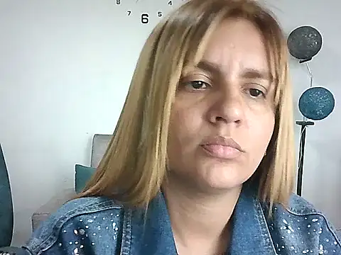 Asly- online show from 07-16-26, 12:05