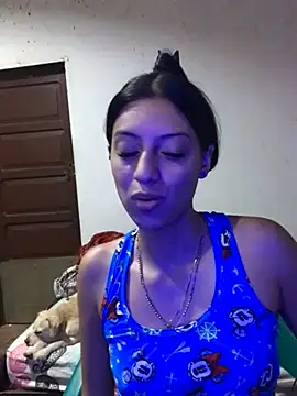 Snapshot of Skarlet1406 chatting on 06-25-26, 03:38 Skarlet1406 online show from 06-25-26, 03:38