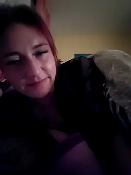 Snapshot of ChrissyStrophe chatting on 07-06-26, 11:51 ChrissyStrophe online show from 07-06-26, 11:51