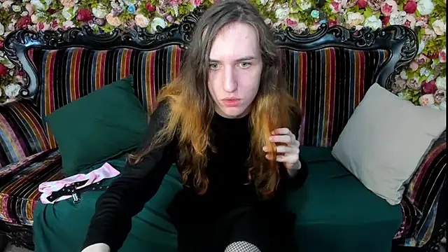 ChrisyBevy online show from 06-25-26, 05:12