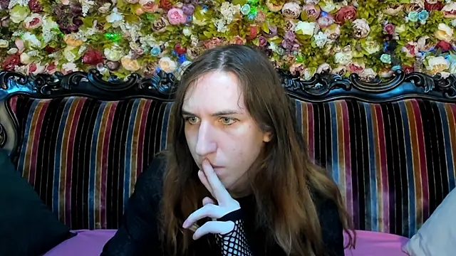 ChrisyBevy online show from 07-01-26, 07:24