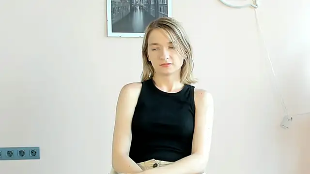 Snapshot of KashaAntonetti chatting on 07-05-26, 11:17 KashaAntonetti online show from 07-05-26, 11:17