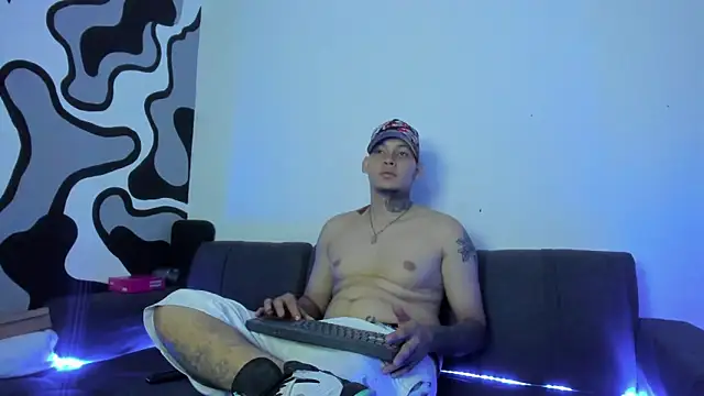 Mccallingxthalia online show from 08-06-26, 02:24