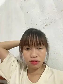 Snapshot of Nhii_Cum chatting on 06-29-26, 10:26 Nhii Cum online show from 06-29-26, 10:26