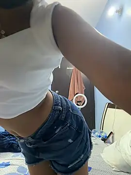 Muskan alveera18 online show from 07-06-26, 03:58