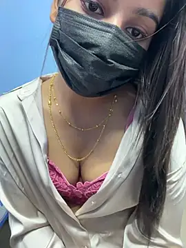 Muskan alveera18 online show from 07-21-26, 03:58