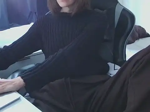 anneee8 online show from 06-28-26, 06:25