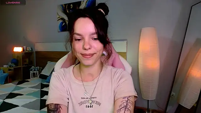 Snapshot of Maya_Campbell chatting on 07-04-26, 02:51 Maya Campbell online show from 07-04-26, 02:51