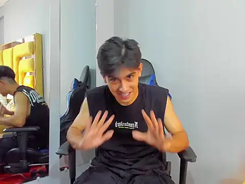 TaylerCruz online show from 07-01-26, 09:14
