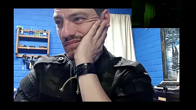 Snapshot of Andre_White chatting on 07-07-26, 05:50 Andre White online show from 07-07-26, 05:50